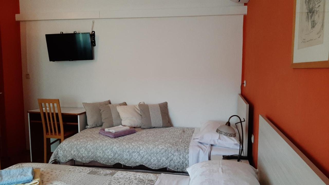 Rooms Neda Rab Town Exterior photo